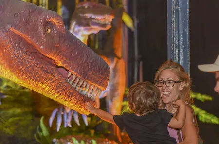 VIVEN DINOSAURIOS