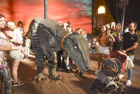 VIVEN DINOSAURIOS