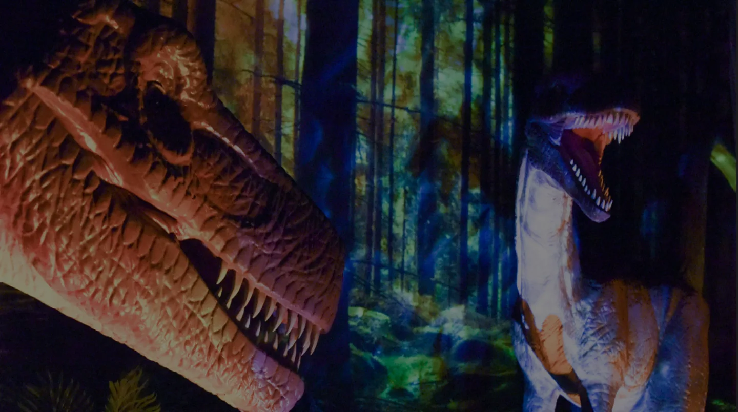 VIVEN DINOSAURIOS